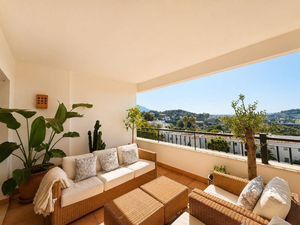 Apartment | Resale in La Quinta in La Quinta, Costa del Sol - Main property photo