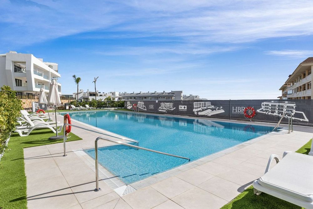 Apartment | Resale in Fuengirola in Fuengirola Others, Costa del Sol - Main property photo