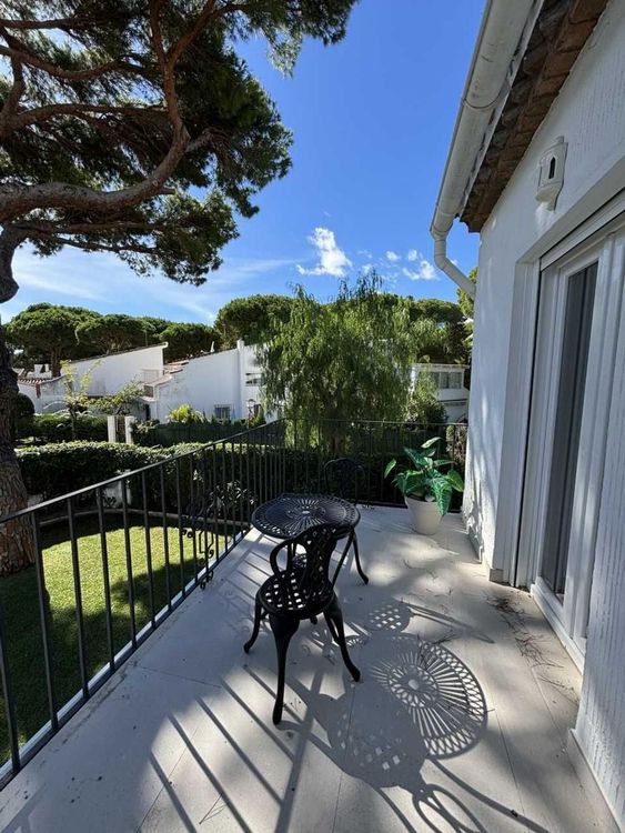 House | Resale in Benamara in Benamara, Costa del Sol - Photo 4