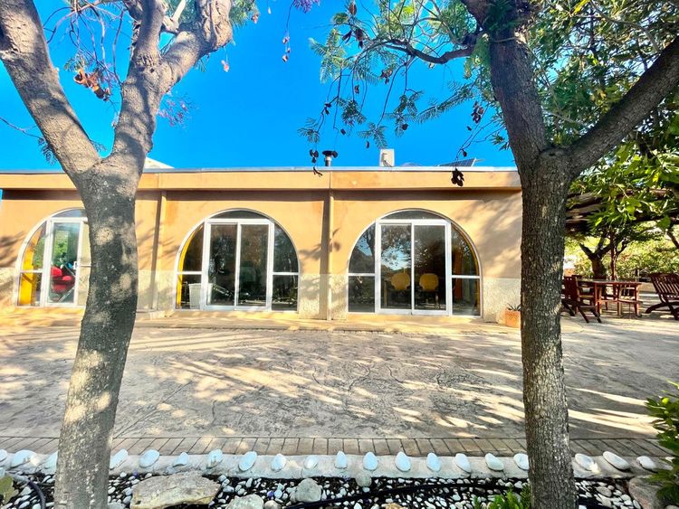 House | Resale in Crevillent in Costa Blanca - Photo 4