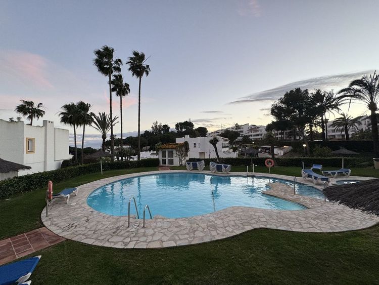 Apartment | Resale in Miraflores - Development photo 1