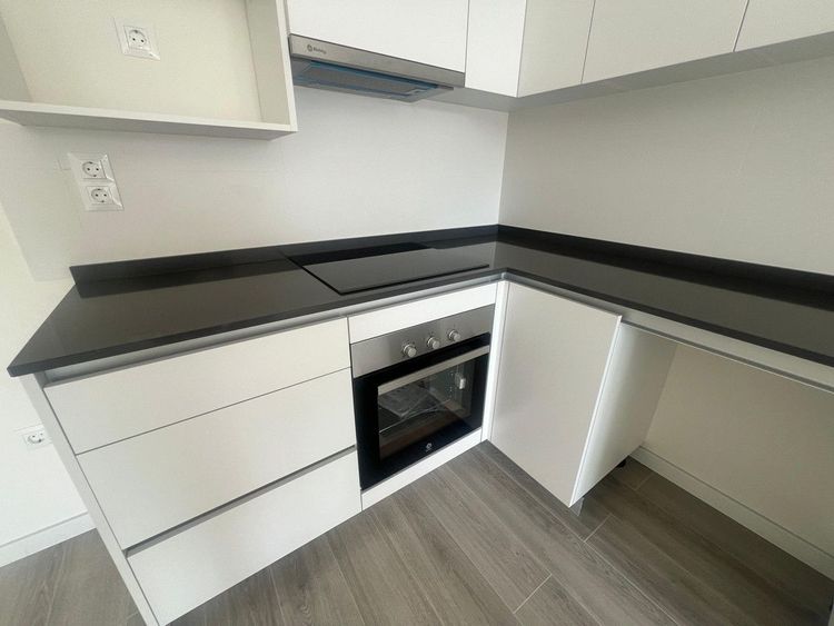 Apartment | Resale in Estepona in Estepona, Costa del Sol - Photo 3