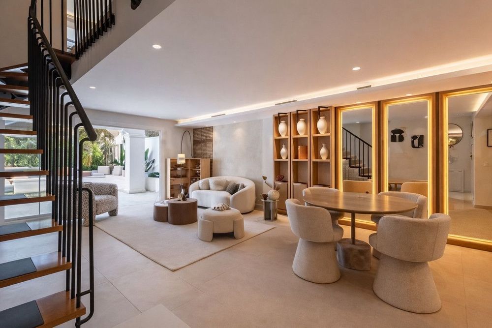 House | Resale in Marbella - Property photo 1