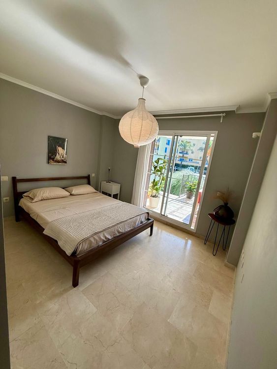 Apartment | Resale in Sotogrande Marina in Sotogrande Marina, Costa del Sol - Photo 5