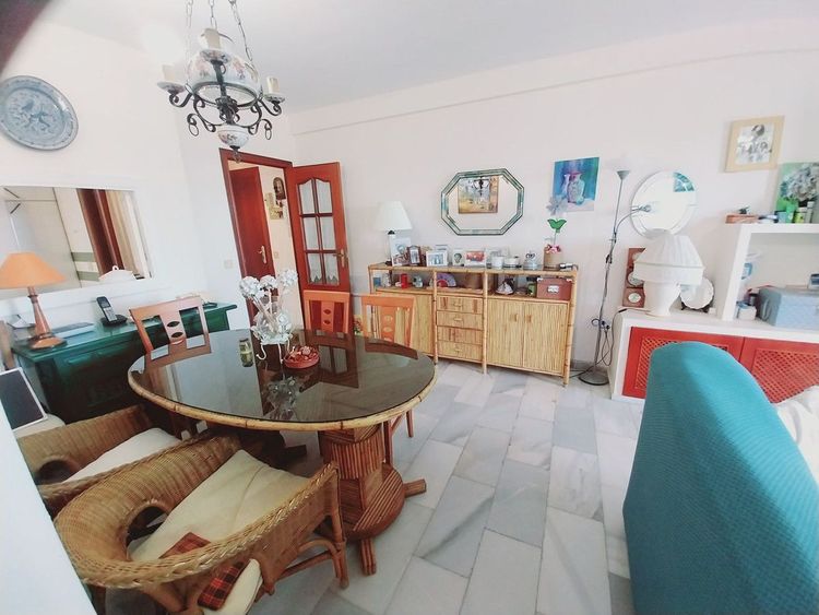 Apartment | Resale in Calahonda in Calahonda, Costa del Sol - Photo 4