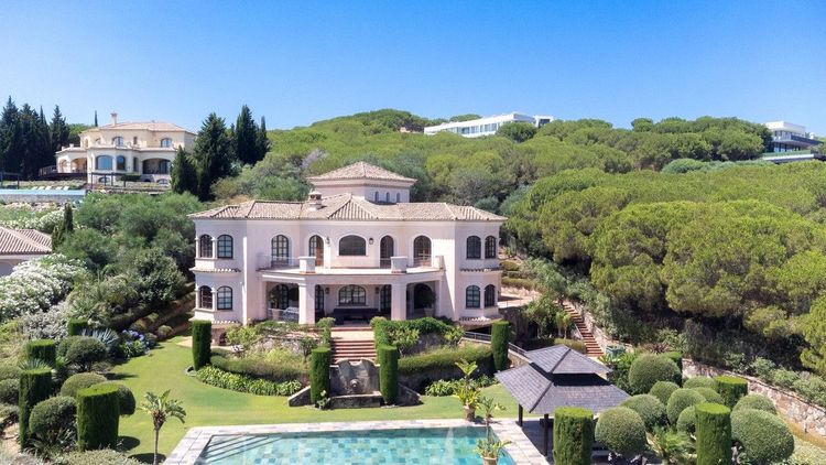 House | Resale in Sotogrande in Sotogrande Others, Costa del Sol - Photo 5