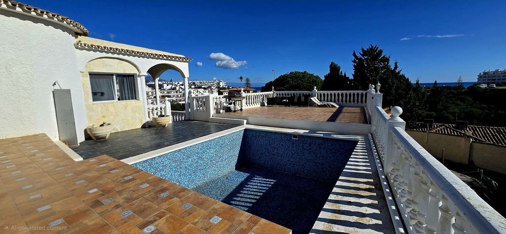 House | Resale in Mijas Costa in Mijas Costa, Costa del Sol - Main property photo