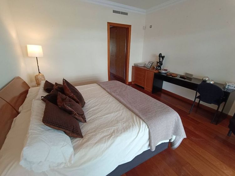 Apartment | Resale in Puerto Banús in Puerto Banús, Costa del Sol - Photo 3