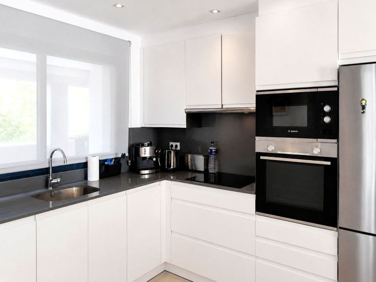 Apartment | Resale in Manilva in Manilva Others, Costa del Sol - Photo 4