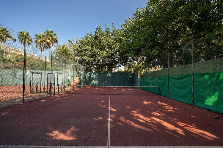 Apartment | Resale in Puerto Banús in Puerto Banús, Costa del Sol - Photo 3