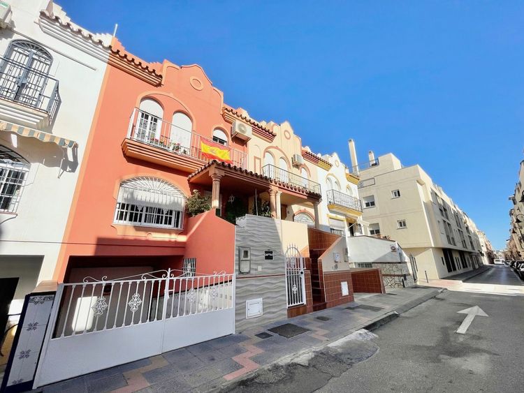 House | Resale in Las Lagunas - Development photo 1