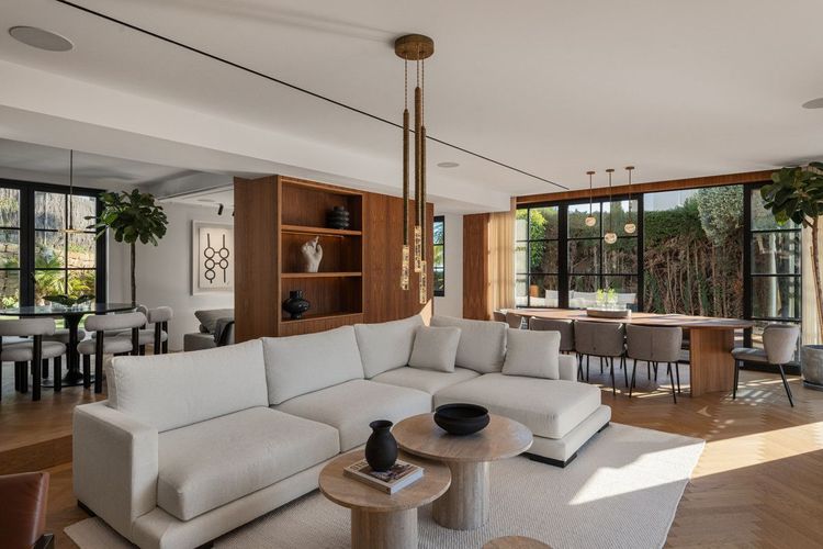 House | Resale in Nueva Andalucía in Nueva Andalucía Others, Costa del Sol - Photo 4