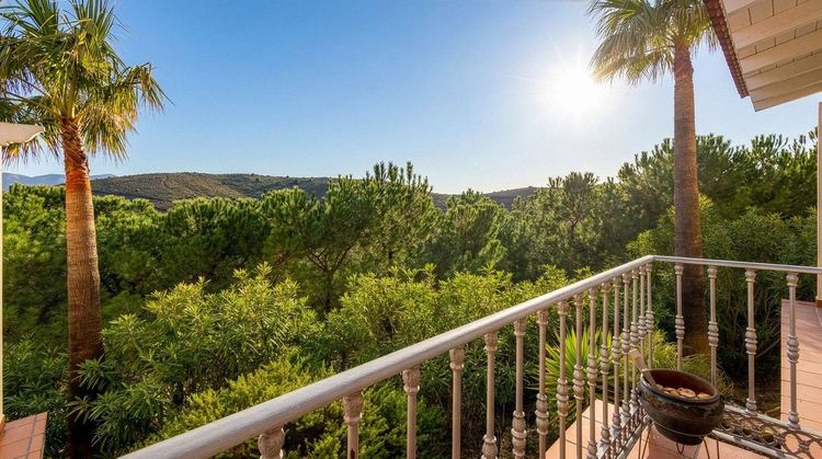 House | Resale in Alhaurin Golf in Alhaurin Golf, Costa del Sol - Photo 3