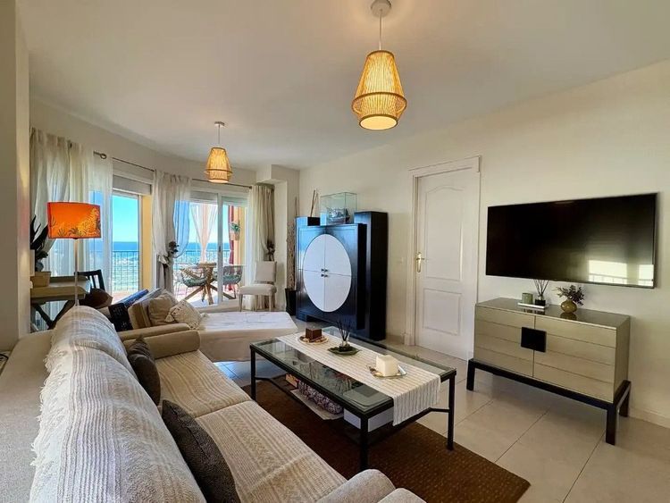 Apartment | Resale in Riviera del Sol in Riviera del Sol, Costa del Sol - Photo 2