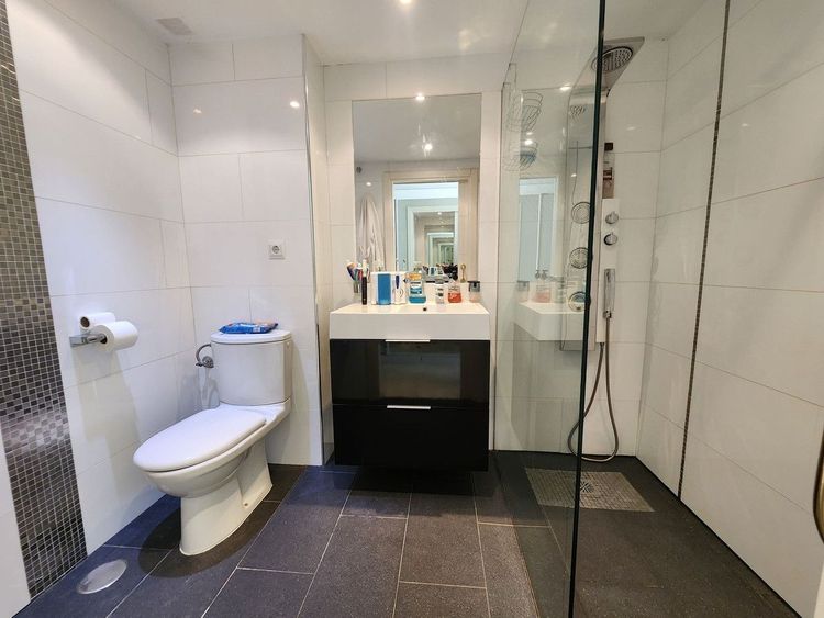 Apartment | Resale in Estepona in Estepona, Costa del Sol - Photo 2