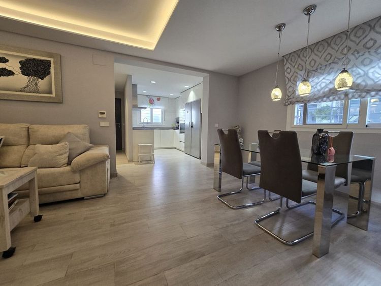 Apartment | Resale in La Cala de Mijas in La Cala de Mijas, Costa del Sol - Photo 2