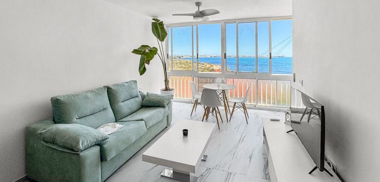 Apartment | Resale in Punta Prima in Punta Prima, Costa Blanca - Photo 3