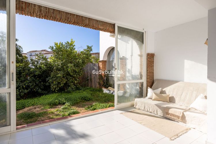 House | Resale in Mijas Costa in Mijas Costa, Costa del Sol - Photo 3