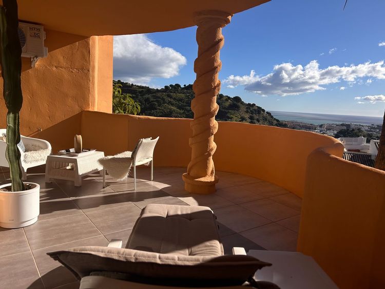 Apartment | Resale in Calahonda in Calahonda, Costa del Sol - Photo 5