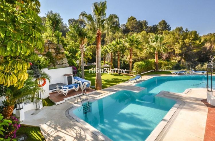 House | Resale in Istán in Istán, Ojén, Costa del Sol - Photo 5