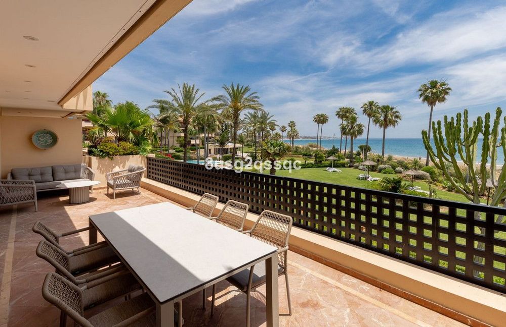 Apartment | Resale in Costalita in Costalita, Costa del Sol - Main property photo