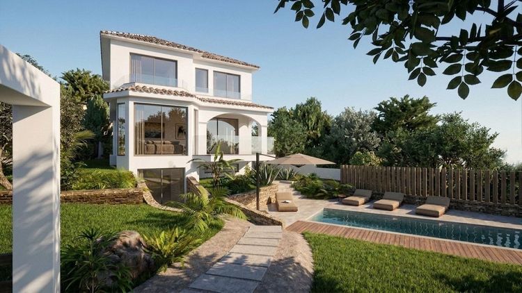House | Resale in Torrenueva in Torrenueva, Costa del Sol - Photo 2