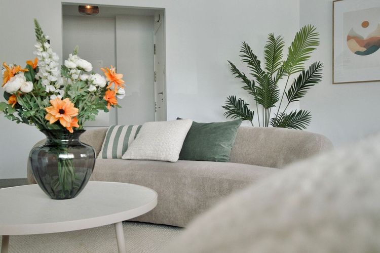 Apartment | Resale in Estepona in Estepona, Costa del Sol - Photo 2