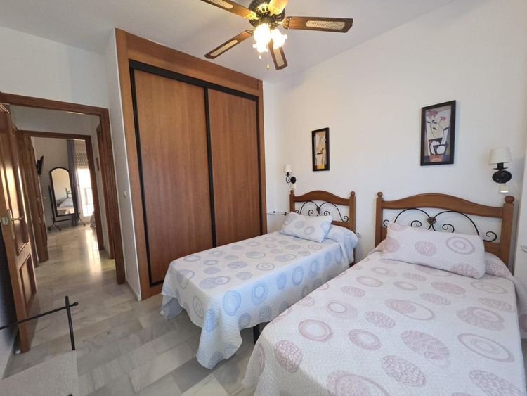 Apartment | Resale in El Faro in El Faro, Costa del Sol - Photo 5