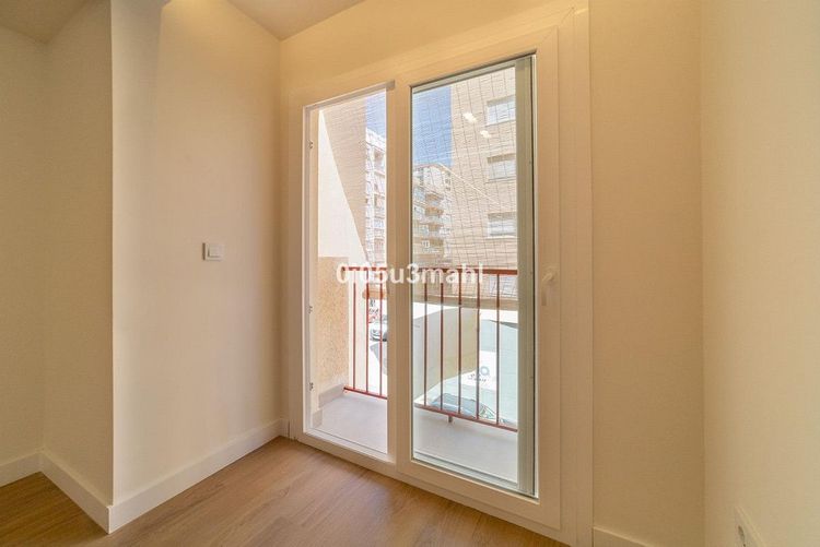 Apartment | Resale in Málaga in Málaga, Málaga City Others, Costa del Sol - Photo 5