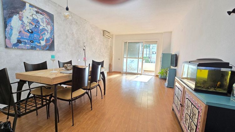 Apartment | Resale in Arroyo de la Miel in Arroyo de la Miel, Costa del Sol - Photo 5