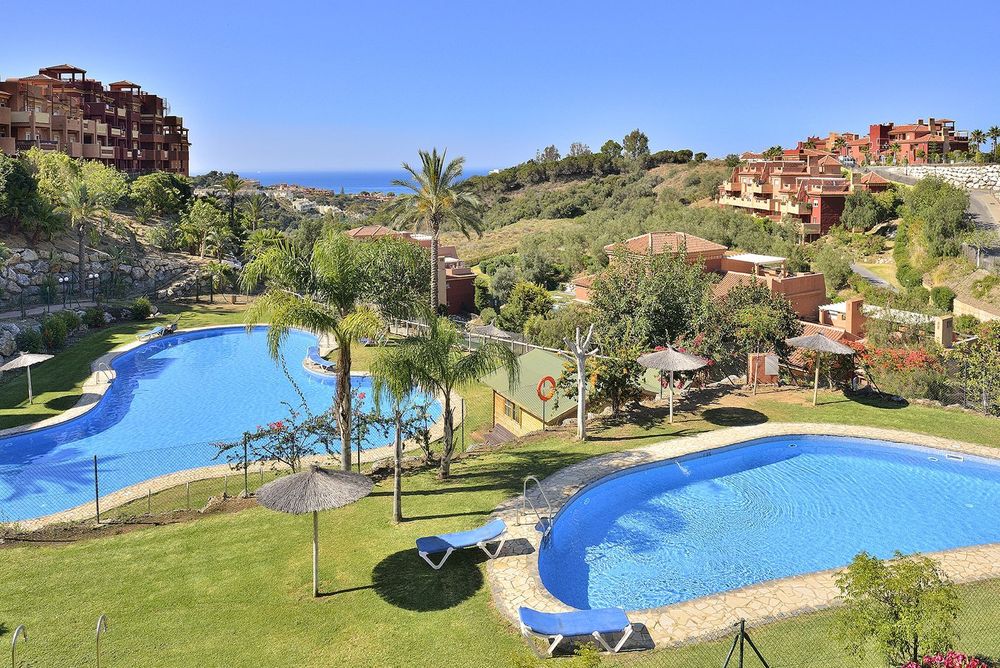 Penthouse | Resale in Reserva de Marbella in Reserva de Marbella, Costa del Sol - Main property photo