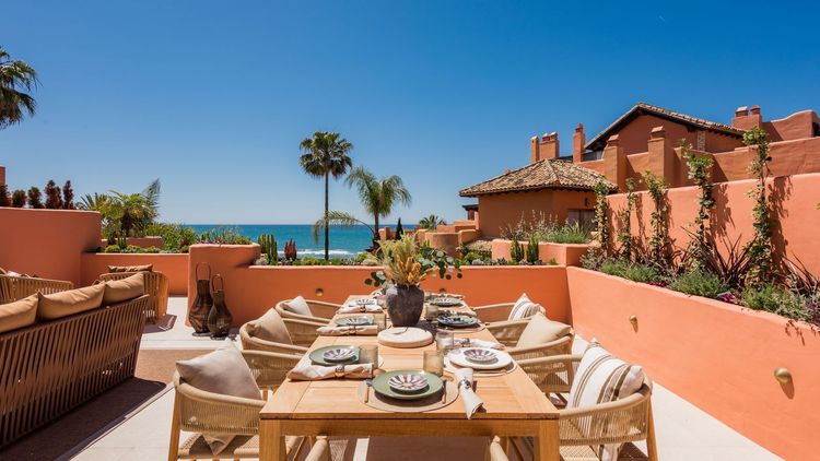 Apartment | Resale in Los Monteros in Los Monteros, Costa del Sol - Photo 5
