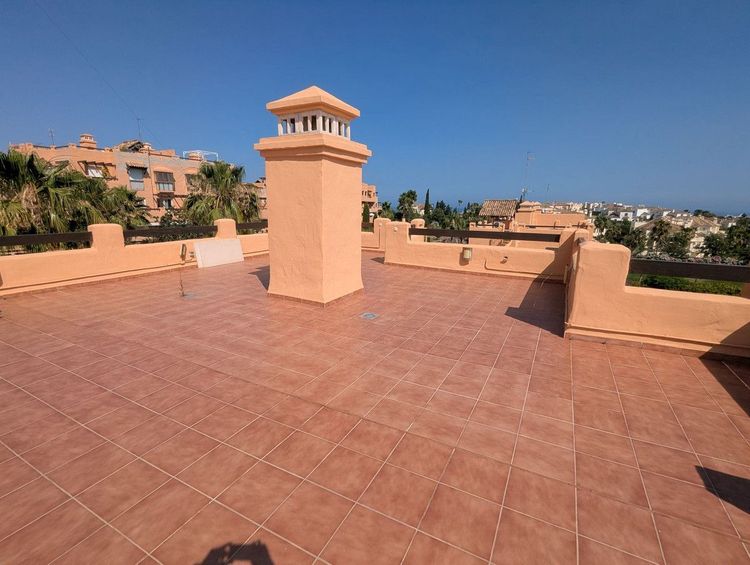 Penthouse | Resale in Casares in Casares Others, Costa del Sol - Photo 2