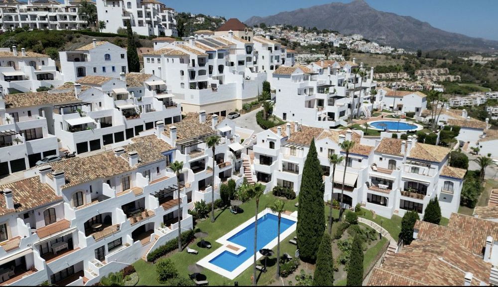 House | Resale in Los Arqueros in Los Arqueros, Costa del Sol - Main property photo