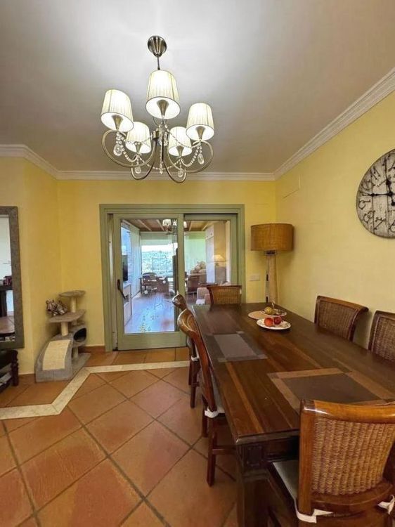 House | Resale in San Roque in San Roque, Costa del Sol - Photo 3