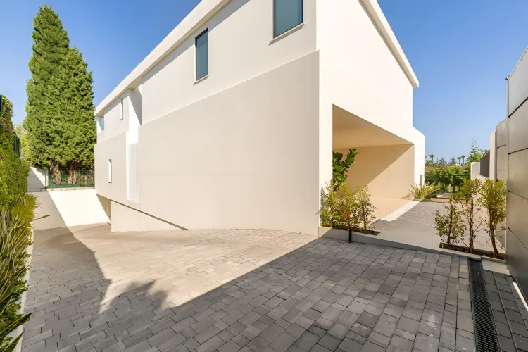 Guadalmina 720 in Guadalmina Alta, Costa del Sol - Photo 4