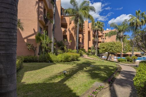 Apartment | Resale in The Golden Mile — The Golden Mile, Costa del Sol