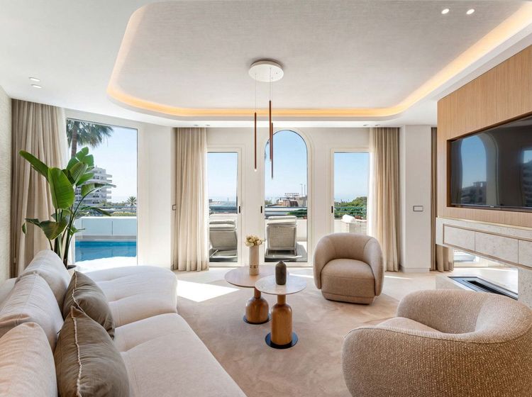 Apartment | Resale in Marbella in Marbella Others, Costa del Sol - Photo 2