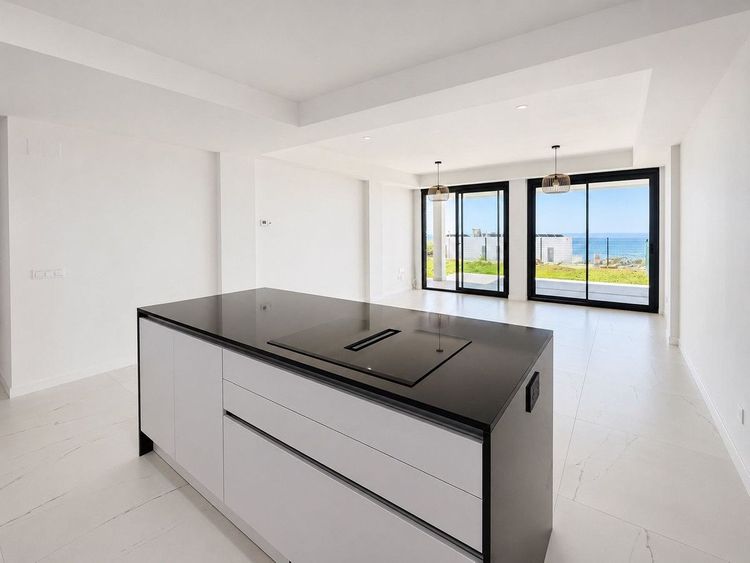 Apartment | Resale in Casares in Casares Others, Costa del Sol - Photo 2