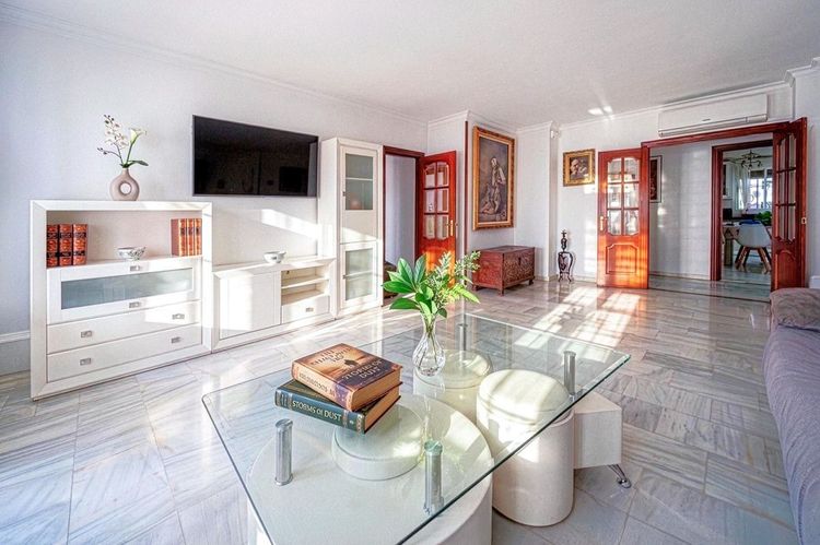 Apartment | Resale in Málaga - Development photo 1