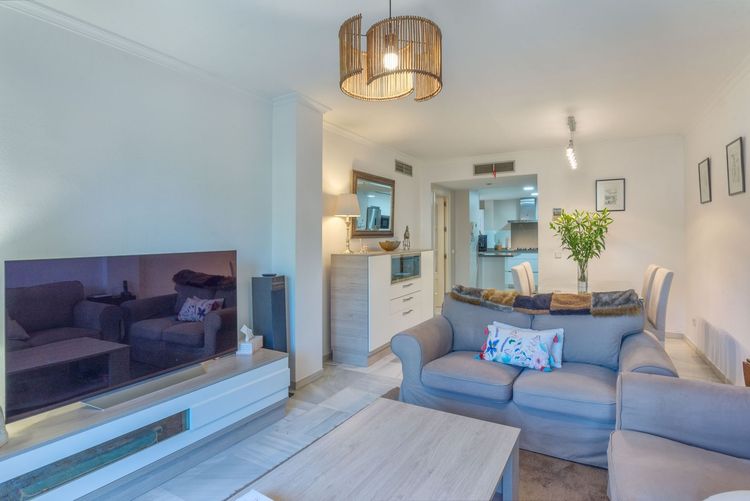 Apartment | Resale in Marbella in Marbella Others, Costa del Sol - Photo 4