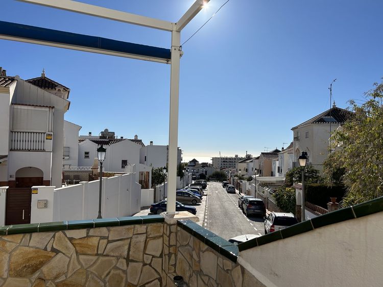 House | Resale in Nerja in Nerja, Costa del Sol - Photo 4