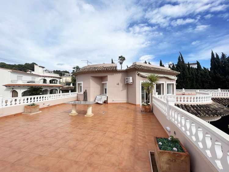 Apartment | Resale in La Fustera in La Fustera, Costa Blanca - Photo 3