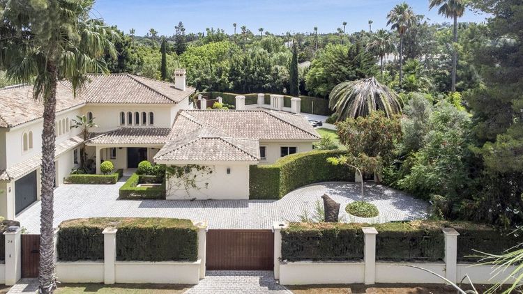 House | Resale in Sotogrande Costa in Sotogrande Costa, Costa del Sol - Photo 3