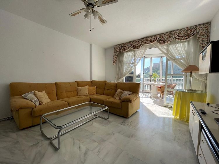 Apartment | Resale in Fuengirola in Fuengirola Others, Costa del Sol - Photo 5