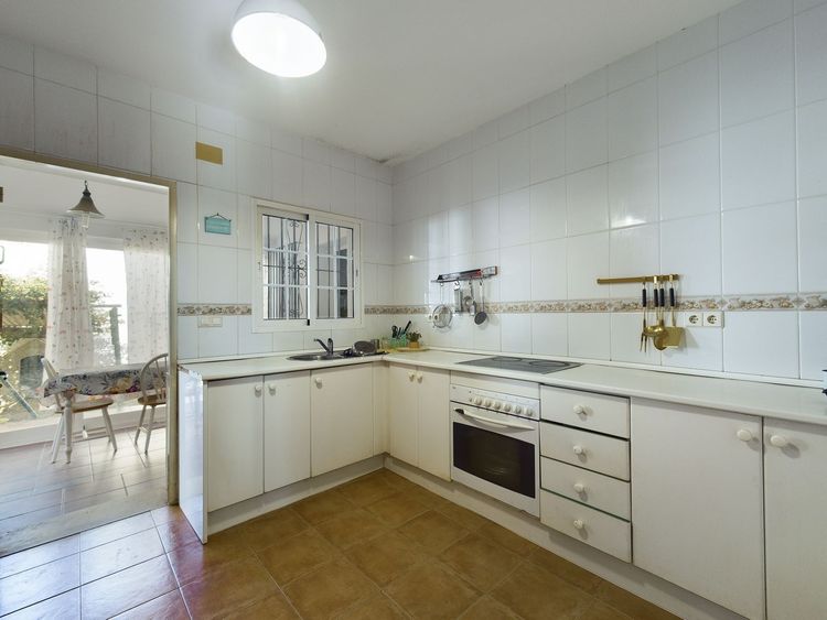 House | Resale in Mijas in Mijas, Costa del Sol - Photo 5
