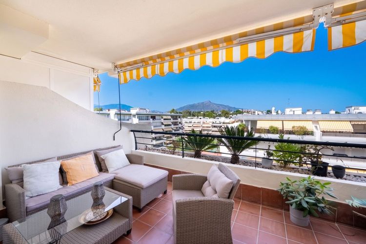 Apartment | Resale in San Pedro de Alcántara in San Pedro de Alcántara Others, Costa del Sol - Photo 3