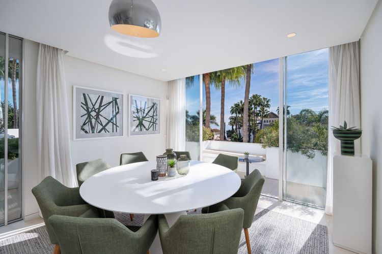 Apartment | Resale in The Golden Mile in The Golden Mile, Costa del Sol - Photo 5