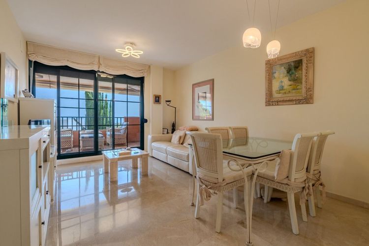 Apartment | Resale in Finestrat in Finestrat, Costa Blanca - Photo 5