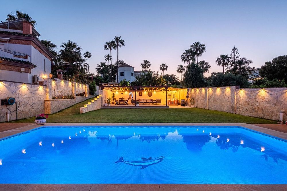 House | Resale in Sierrezuela in Sierrezuela, Costa del Sol - Main property photo